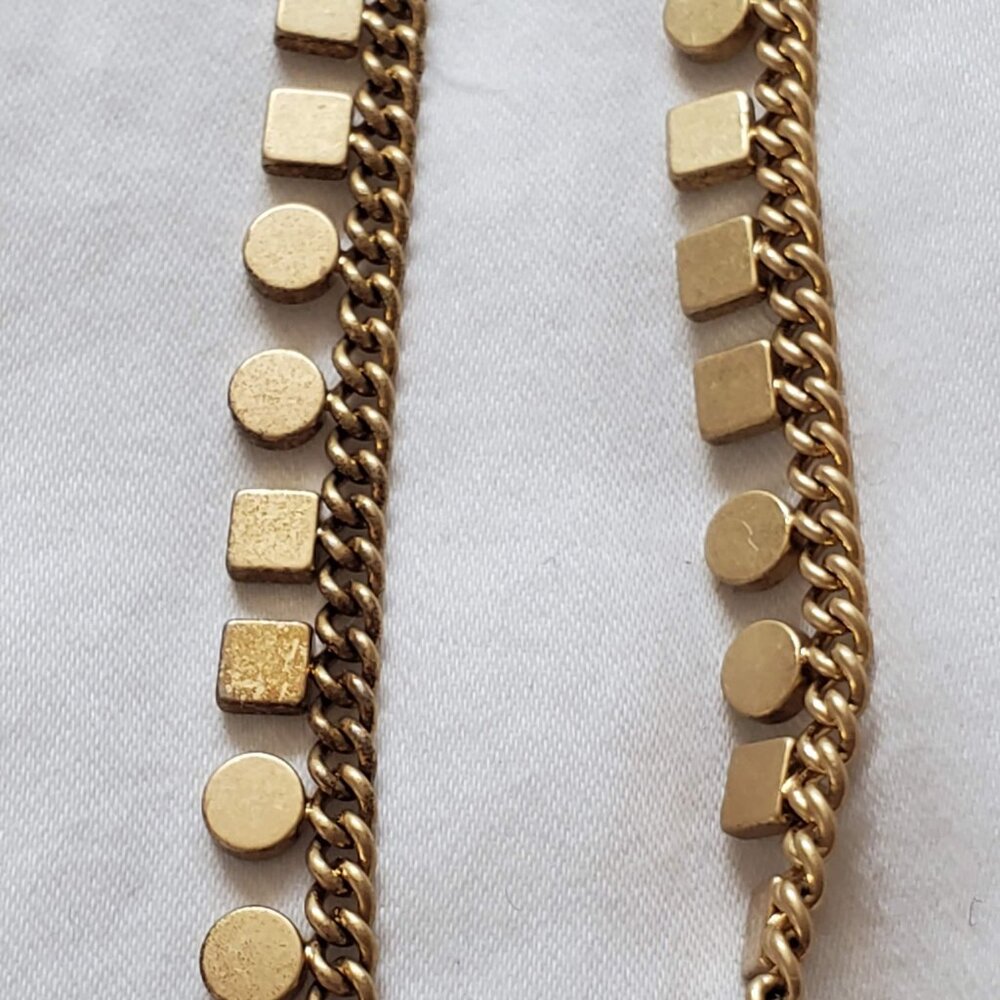 Eye catching Mejuri long geometric necklace - Picture 2 of 3